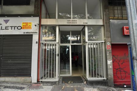 Apartamento para alugar com 46m², 1 quarto e sem vaga Apartamento para alugar com 46m², 1 quarto e sem vagaFachada do Prédio