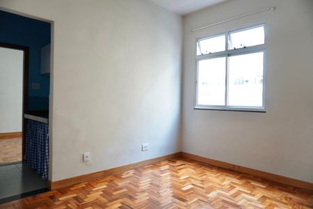 Apartamento para alugar com 46m², 1 quarto e sem vaga Apartamento para alugar com 46m², 1 quarto e sem vagaSala