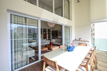 Varanda de apartamento à venda com 3 quartos, 186m² em Paraíso do Morumbi, São Paulo