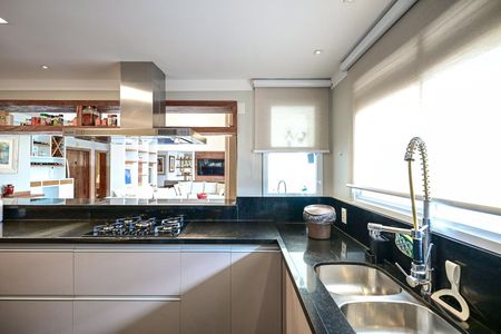 Apartamento à venda com 186m², 3 quartos e 4 vagasCozinha