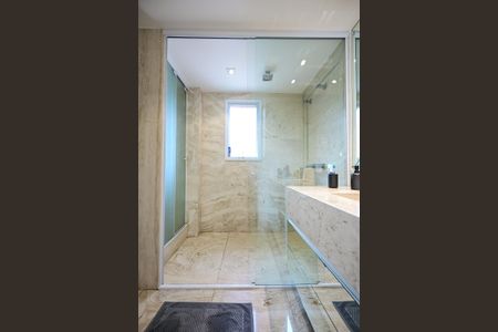 Apartamento à venda com 186m², 3 quartos e 4 vagasBanheiro da Suíte  3