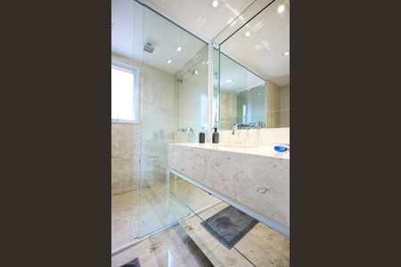 Apartamento à venda com 186m², 3 quartos e 4 vagasBanheiro da Suíte  3