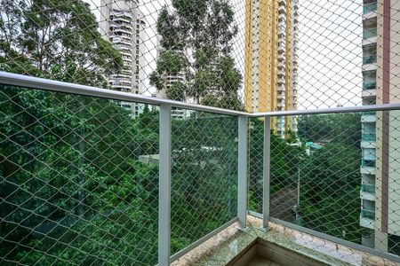 Apartamento à venda com 186m², 3 quartos e 4 vagasVaranda da Suíte  3