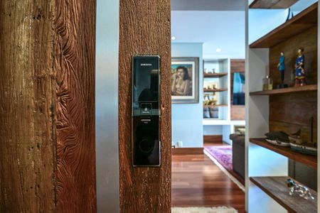 Apartamento à venda com 186m², 3 quartos e 4 vagasFechadura Eletrônica