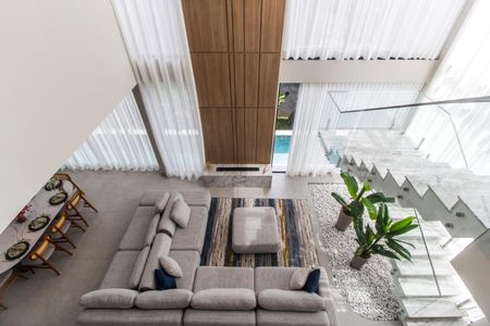 Casa de condomínio à venda com 525m², 4 quartos e 8 vagasVista