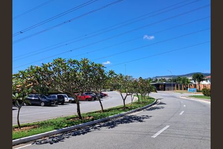 Casa de condomínio à venda com 525m², 4 quartos e 8 vagasVista da Rua