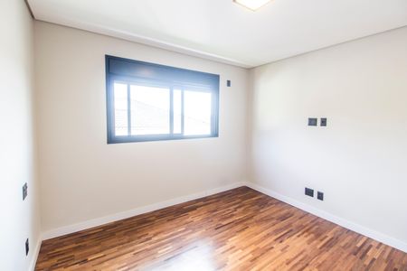 Casa de condomínio à venda com 525m², 4 quartos e 8 vagasSuíte 2