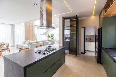 Casa de condomínio à venda com 525m², 4 quartos e 8 vagasCozinha