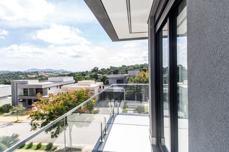 Casa de condomínio à venda com 525m², 4 quartos e 8 vagasVaranda