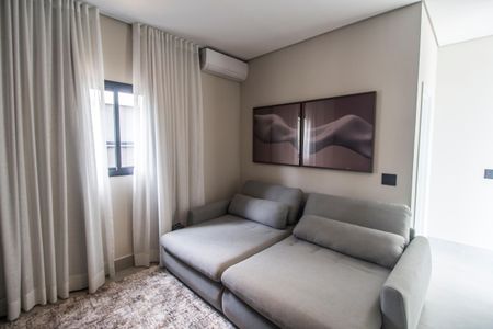 Casa de condomínio à venda com 525m², 4 quartos e 8 vagasSala 