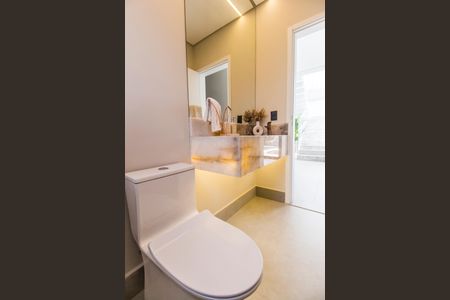 Casa de condomínio à venda com 525m², 4 quartos e 8 vagasLavabo