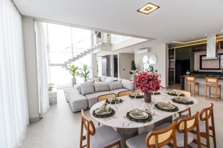 Casa de condomínio à venda com 525m², 4 quartos e 8 vagasSala 