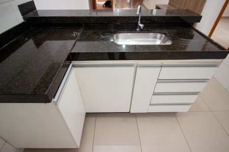 Apartamento para alugar com 48m², 2 quartos e 1 vaga Apartamento para alugar com 48m², 2 quartos e 1 vagaCozinha e Área de Serviço