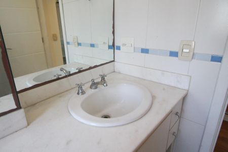 Apartamento à venda com 45m², 1 quarto e 1 vaga Apartamento à venda com 45m², 1 quarto e 1 vagaBanheiro da Suíte
