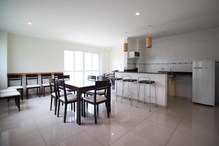 Apartamento à venda com 45m², 1 quarto e 1 vaga Apartamento à venda com 45m², 1 quarto e 1 vagaÁrea comum - Salão de festas