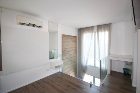 Apartamento à venda com 45m², 1 quarto e 1 vaga Apartamento à venda com 45m², 1 quarto e 1 vagaSuíte
