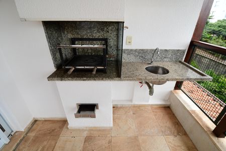 Casa de condomínio à venda com 146m², 3 quartos e 2 vagasChurrasqueira