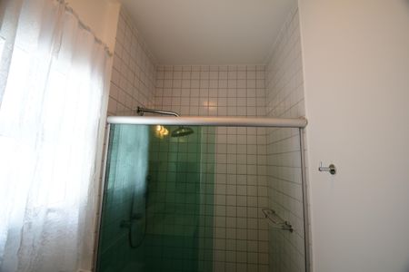 Casa de condomínio à venda com 146m², 3 quartos e 2 vagasBanheiro Social