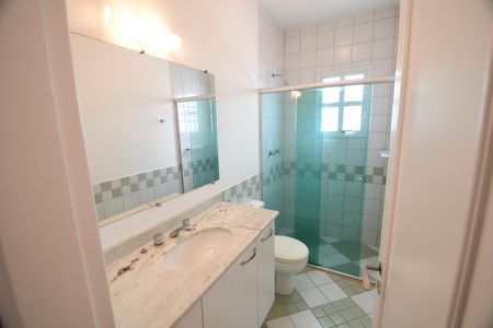 Casa de condomínio à venda com 146m², 3 quartos e 2 vagasBanheiro Suíte