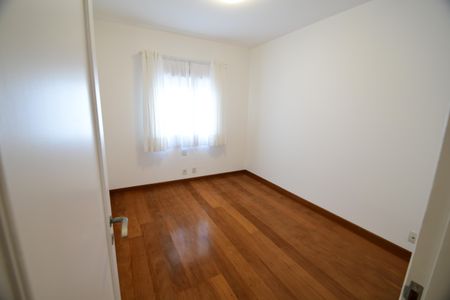 Casa de condomínio à venda com 146m², 3 quartos e 2 vagasQuarto 2