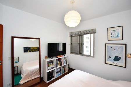 Apartamento à venda com 155m², 3 quartos e 2 vagasquarto 1