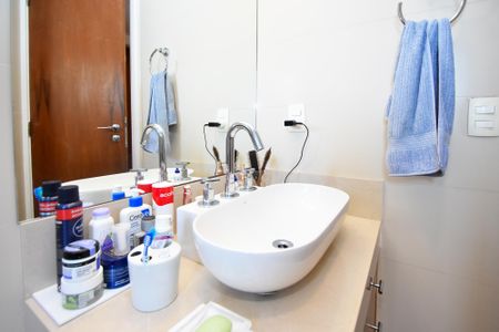 Apartamento à venda com 155m², 3 quartos e 2 vagasbanheiro