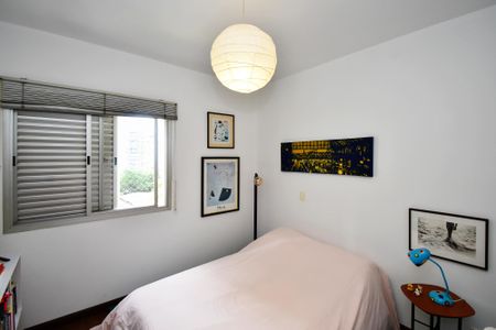 Apartamento à venda com 155m², 3 quartos e 2 vagasquarto 1