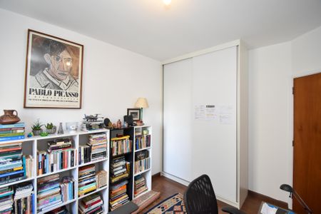 Apartamento à venda com 155m², 3 quartos e 2 vagasquarto 2