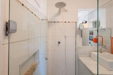 Apartamento à venda com 74m², 2 quartos e 1 vaga Apartamento à venda com 74m², 2 quartos e 1 vagaBanheiro do Quarto 2