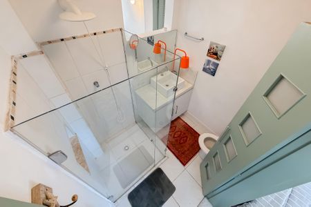 Apartamento à venda com 74m², 2 quartos e 1 vaga Apartamento à venda com 74m², 2 quartos e 1 vagaBanheiro do Quarto 2