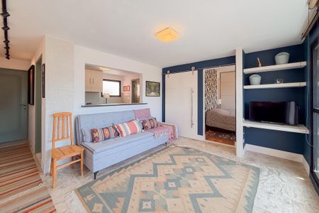 Apartamento à venda com 74m², 2 quartos e 1 vaga Apartamento à venda com 74m², 2 quartos e 1 vagaSala