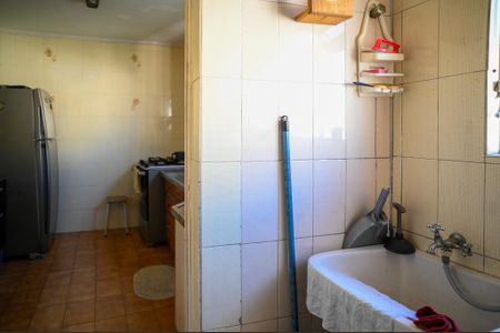 Apartamento à venda com 64m², 3 quartos e 1 vaga Apartamento à venda com 64m², 3 quartos e 1 vagaÁrea de Serviço