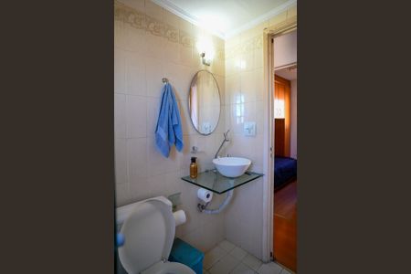 Apartamento à venda com 64m², 3 quartos e 1 vaga Apartamento à venda com 64m², 3 quartos e 1 vagaBanheiro