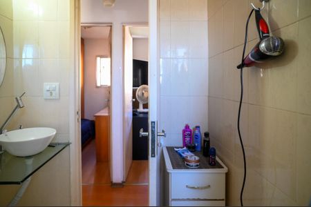 Apartamento à venda com 64m², 3 quartos e 1 vaga Apartamento à venda com 64m², 3 quartos e 1 vagaBanheiro