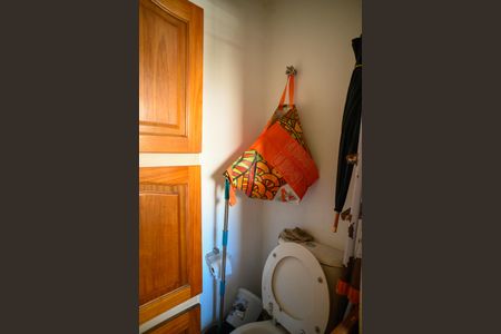 Apartamento à venda com 64m², 3 quartos e 1 vaga Apartamento à venda com 64m², 3 quartos e 1 vagaBanheiro de Serviço