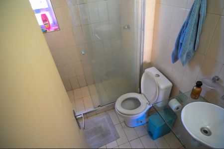 Apartamento à venda com 64m², 3 quartos e 1 vaga Apartamento à venda com 64m², 3 quartos e 1 vagaBanheiro