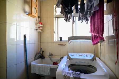 Apartamento à venda com 64m², 3 quartos e 1 vaga Apartamento à venda com 64m², 3 quartos e 1 vagaÁrea de Serviço