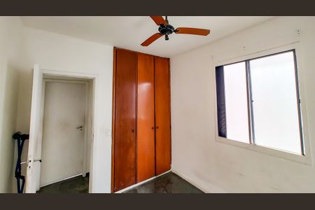 Apartamento à venda com 77m², 3 quartos e 1 vagaQuarto 2