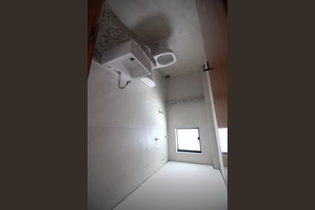 Apartamento à venda com 83m², 3 quartos e 2 vagasBanheiro 