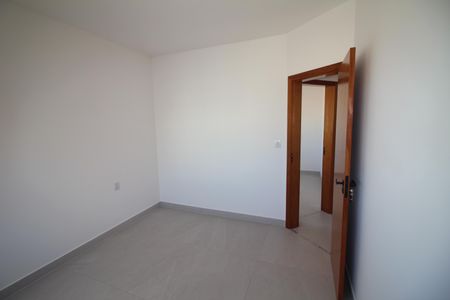 Apartamento à venda com 83m², 3 quartos e 2 vagasQuarto 2