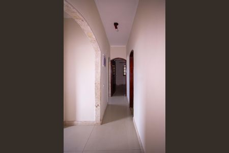 Casa para alugar com 132m², 4 quartos e 1 vagaCorredor