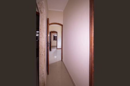 Casa para alugar com 132m², 4 quartos e 1 vagaCorredor