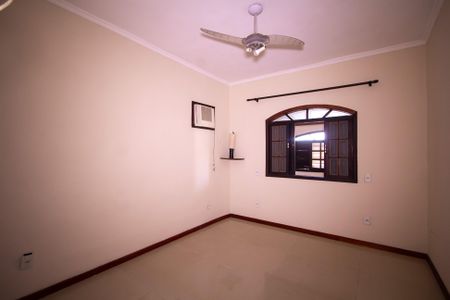 Casa para alugar com 132m², 4 quartos e 1 vagaSuíte