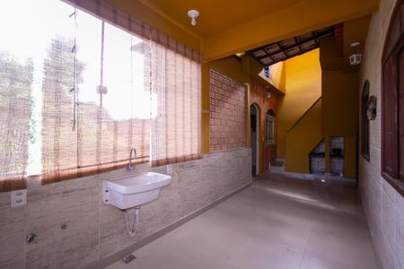 Casa para alugar com 132m², 4 quartos e 1 vagaÁrea de Serviço