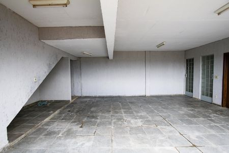 Casa à venda com 390m², 6 quartos e 2 vagasÁrea externa