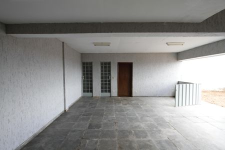 Casa à venda com 390m², 6 quartos e 2 vagasÁrea externa