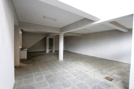 Casa à venda com 390m², 6 quartos e 2 vagasÁrea externa