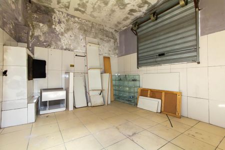 Casa para alugar com 250m², 2 quartos e 10 vagasDepósito