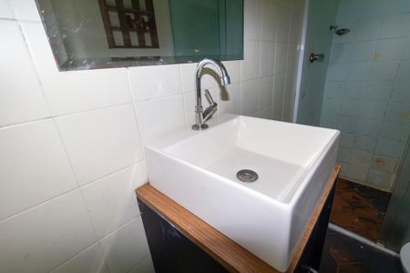 Casa para alugar com 250m², 2 quartos e 10 vagasBanheiro 1