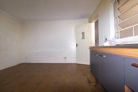 Casa para alugar com 250m², 2 quartos e 10 vagasCozinha